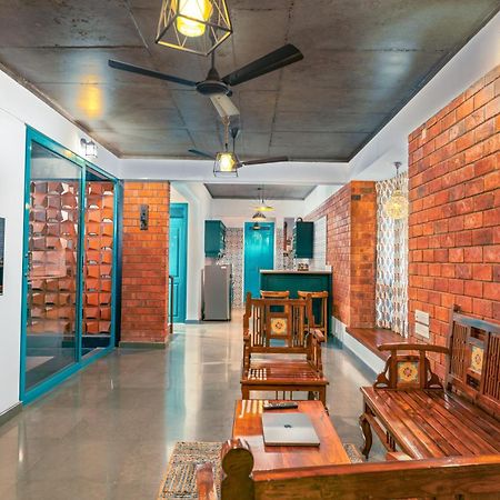 Tentgram Brickhouse Кожикоде Экстерьер фото
