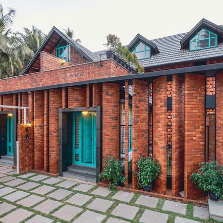 Tentgram Brickhouse Кожикоде Экстерьер фото