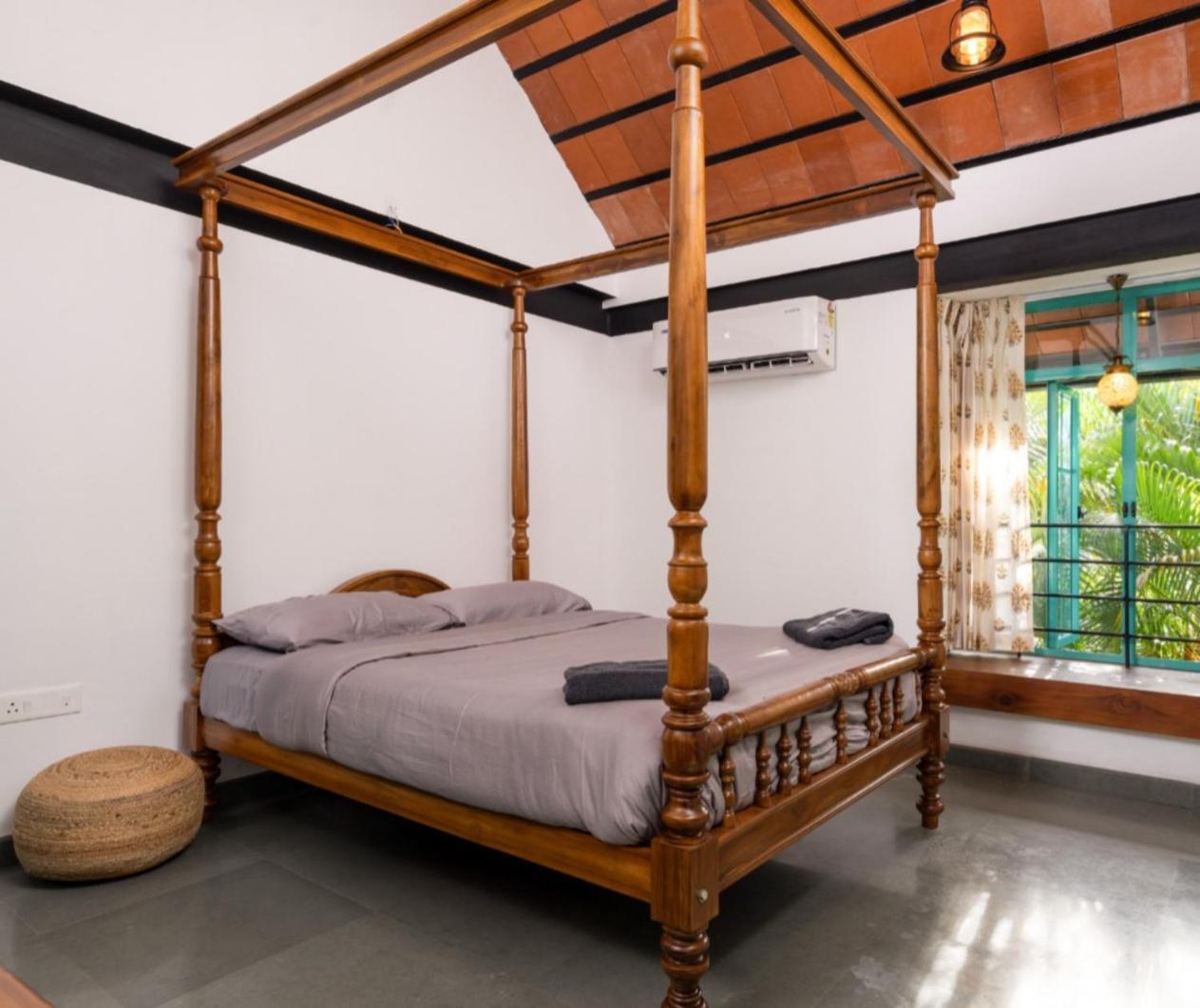 Tentgram Brickhouse Кожикоде Экстерьер фото