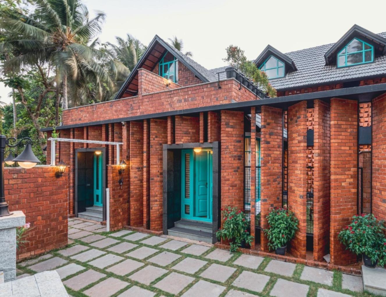 Tentgram Brickhouse Кожикоде Экстерьер фото