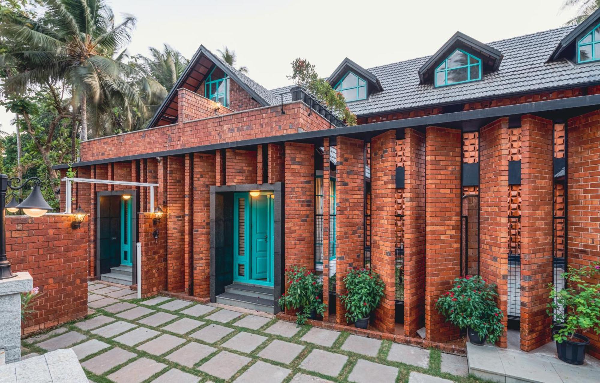 Tentgram Brickhouse Кожикоде Экстерьер фото